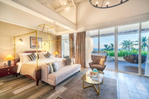 Hotels, Pubs and Bars